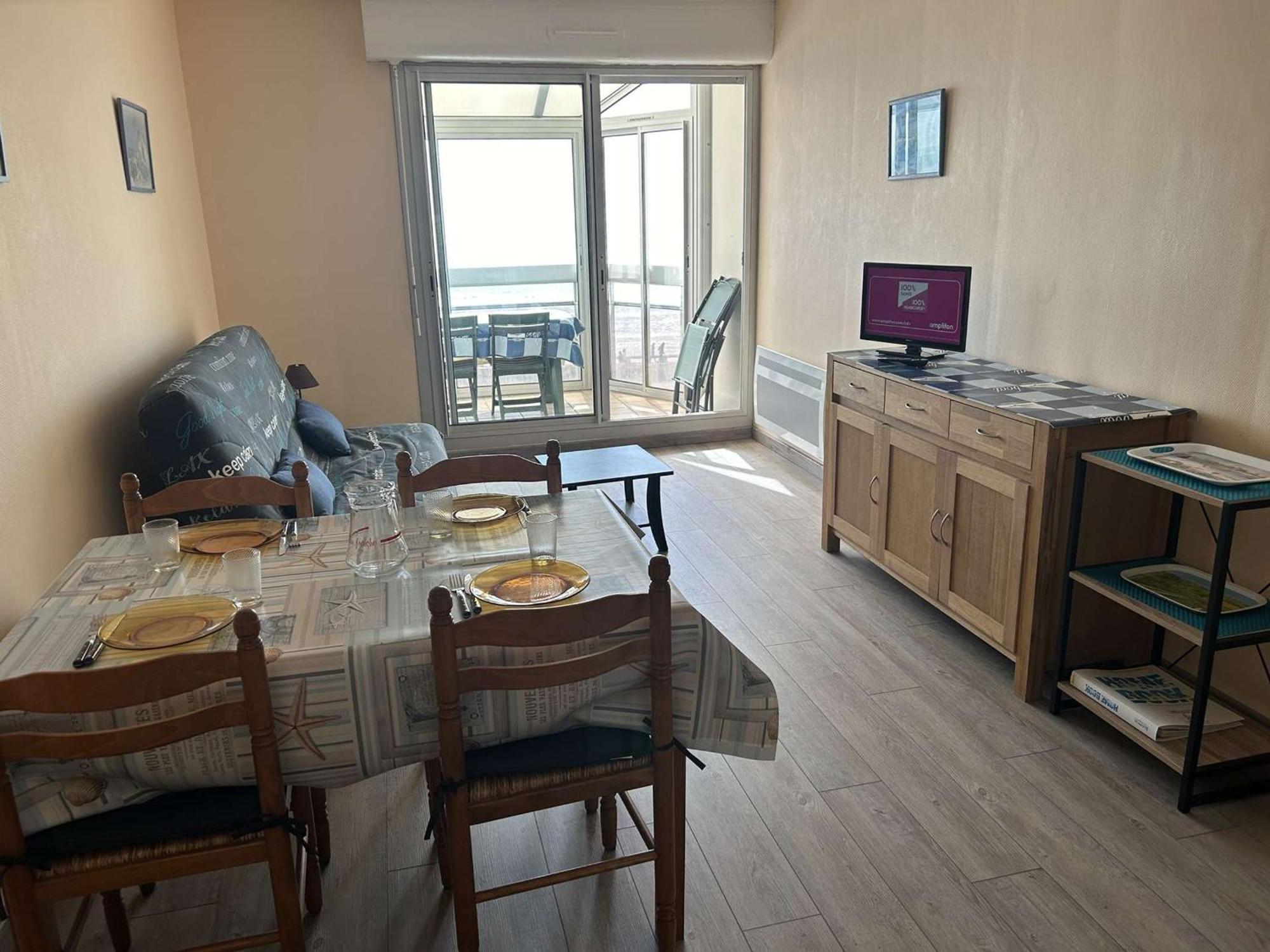 Appartement 2 Pieces Avec Balcon Et Parking A Saint-Gilles-Croix-De-Vie - Fr-1-224-39 Exterior foto